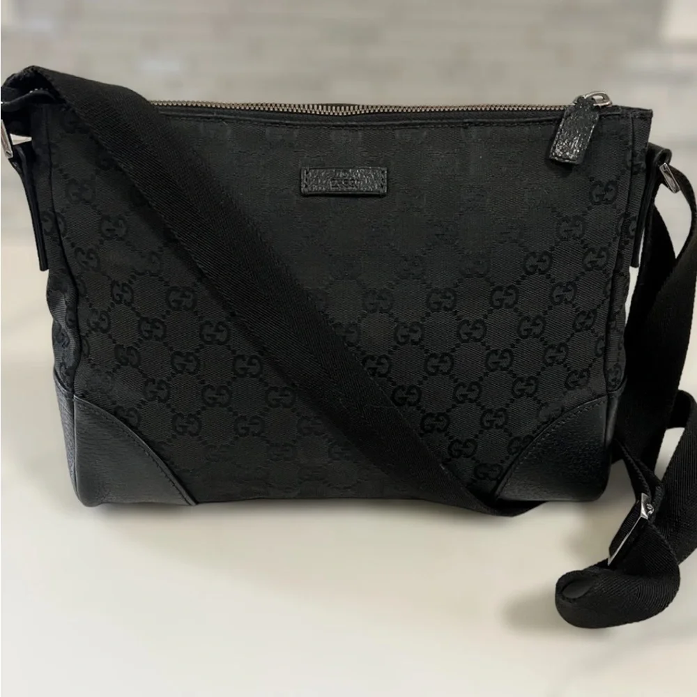 Gucci Black Monogram Messenger Bag - Picture 11 of 16